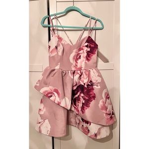 Precious, feminine, floral mini-dress by Keepsake. Size - Medium.